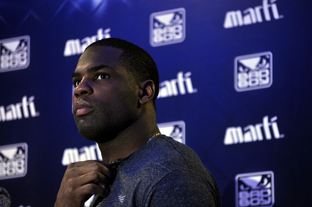 尤其是在被 尤其是在被