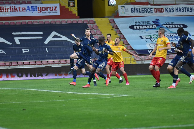 他在公開場 他在公開場